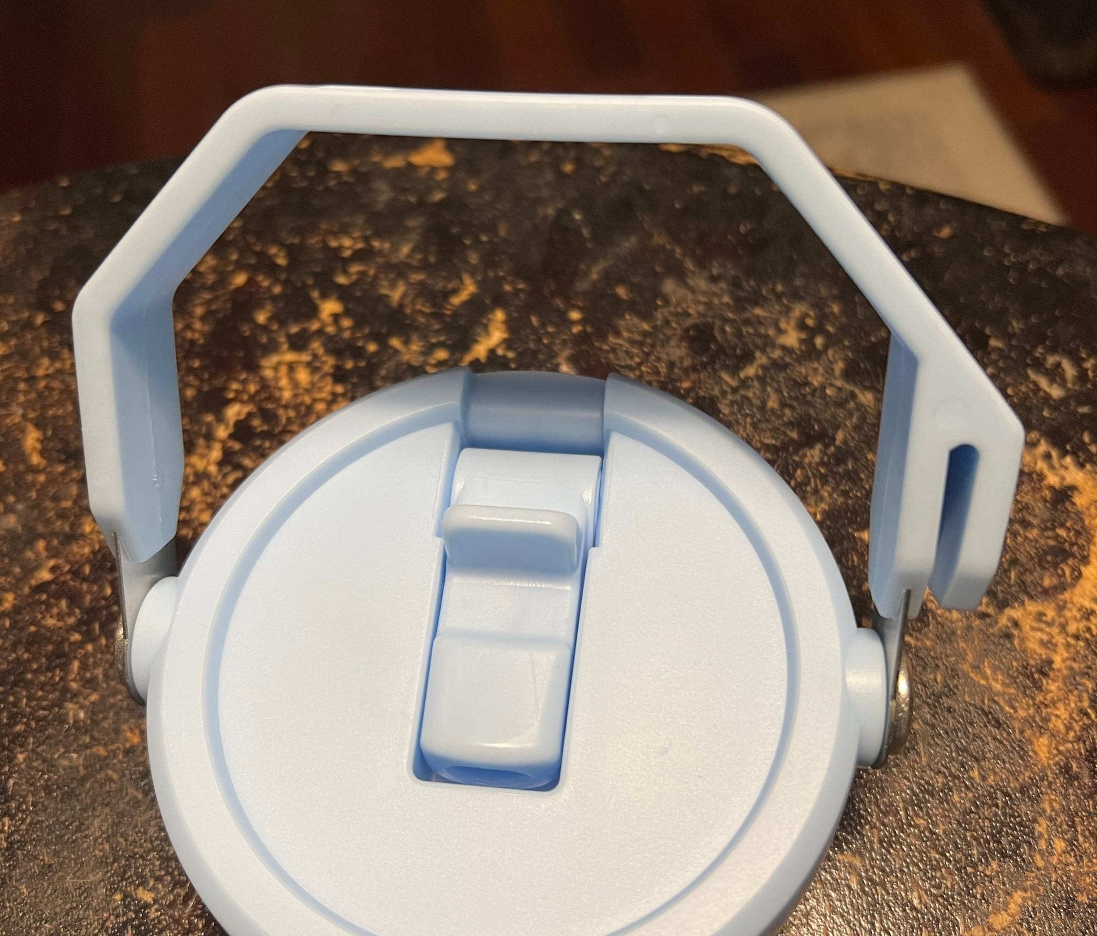 Screw-on Lid with Handle and Flip-up Straw - 40oz